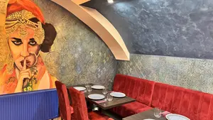 HITCHKI Indian Restaurant - LUXE BAR VIEW